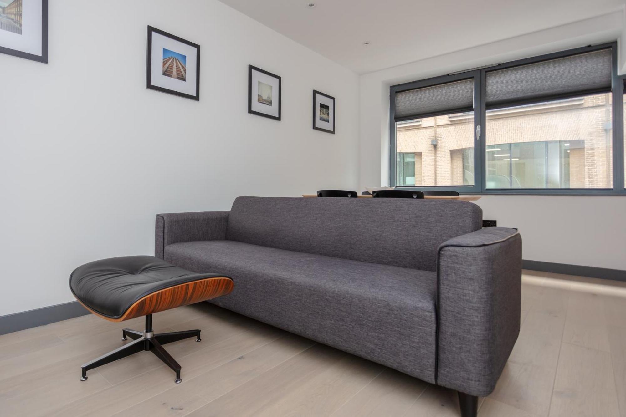 Stylish 1 Bedroom Apartment In Holborn In A Great Location ลอนดอน ภายนอก รูปภาพ